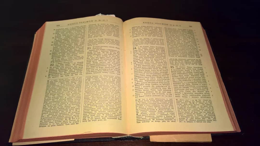 Czy Stary Testament obowiązuje katolików? Co musisz wiedzieć o jego znaczeniu