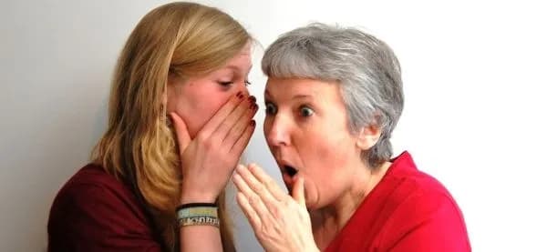 Czy obmawianie to grzech ciężki? Zrozum moralne konsekwencje