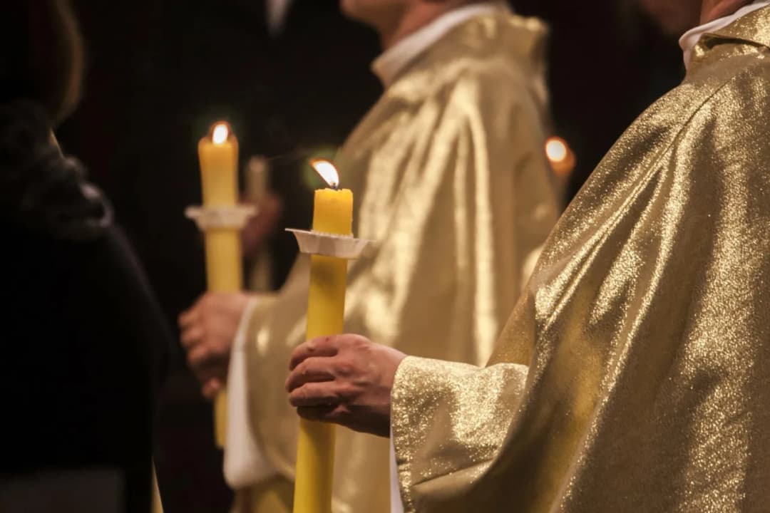 Ile pieniędzy na bierzmowanie? Oto kwoty, które warto znać