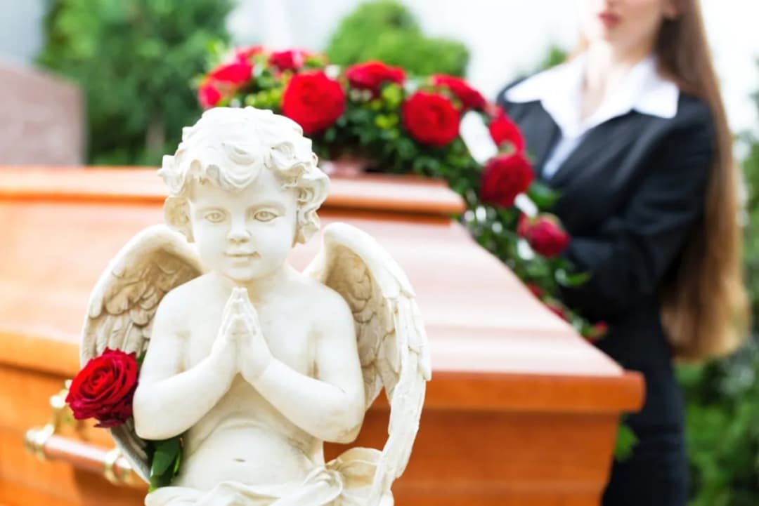 Co dzieje się z duszą po pogrzebie? Tajemnice życia po śmierci i wierzenia