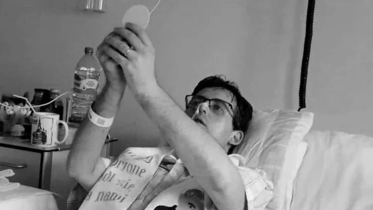 Historia księdza, który zmarł na raka: walka, życie i inspiracja dla innych