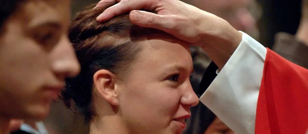 Ile kosztuje bierzmowanie dla dorosłych? Sprawdź ukryte opłaty