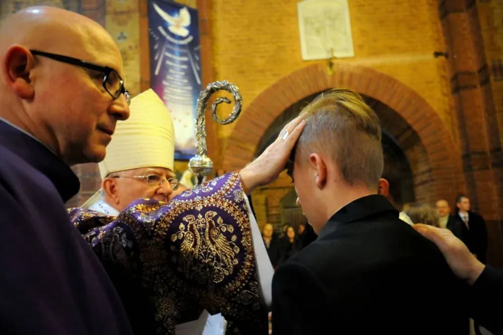 Jakie są imiona do bierzmowania? Odkryj znaczenie i patronów imion